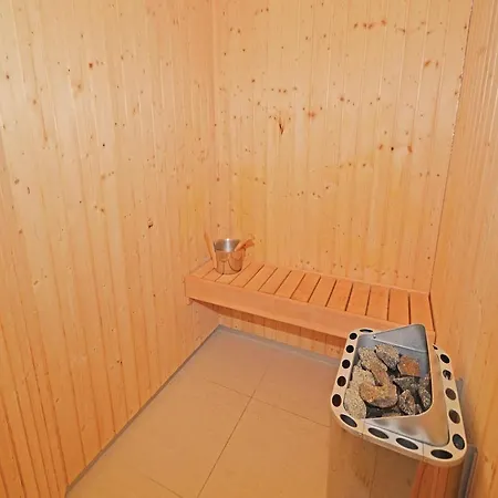 Holiday With Sauna 289 בית נופש